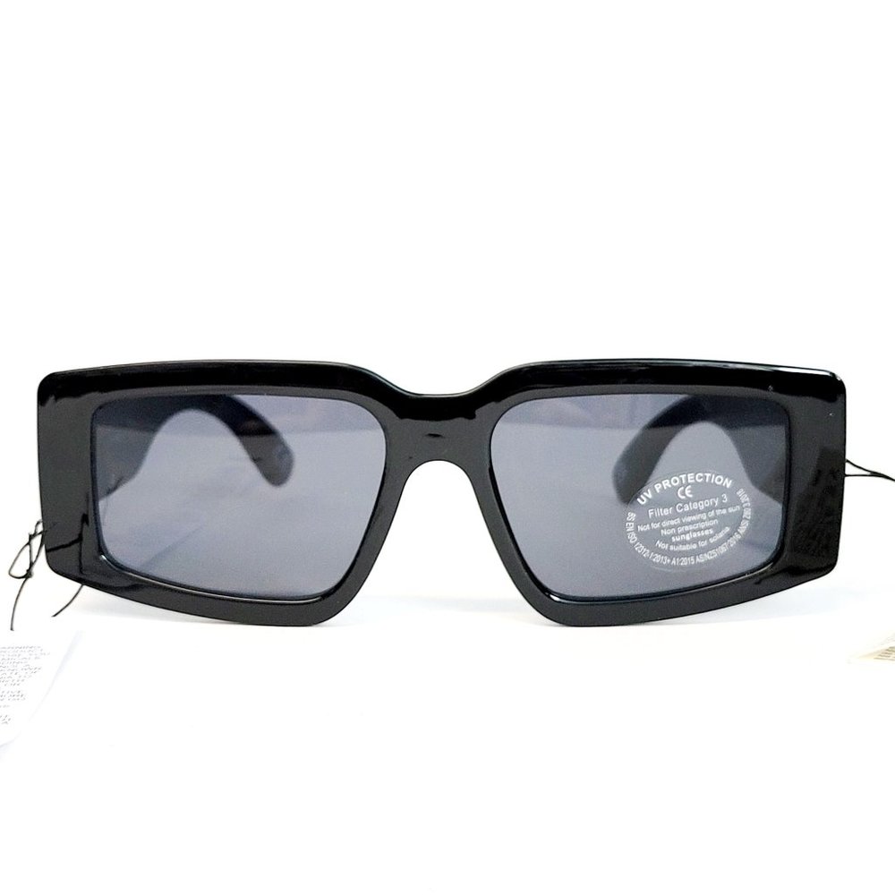 ASOS Black & Gold Oversized Square Frame Sunglasses + Soft Drawstring Case NWT